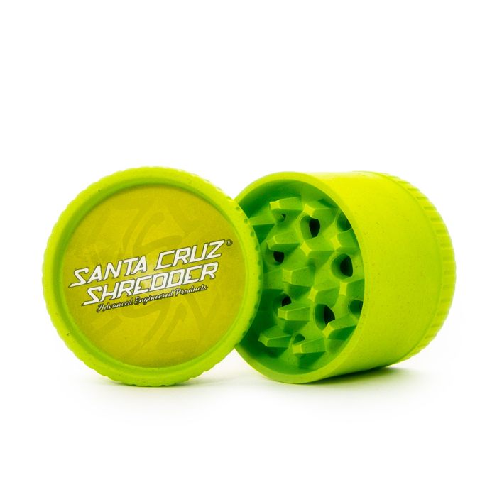 https://www.puresativa.com/media/catalog/product/cache/01875c094413159479237d96ac90128a/s/a/santa-cruz-shredder-green-3-piece-grinder_1_.jpg