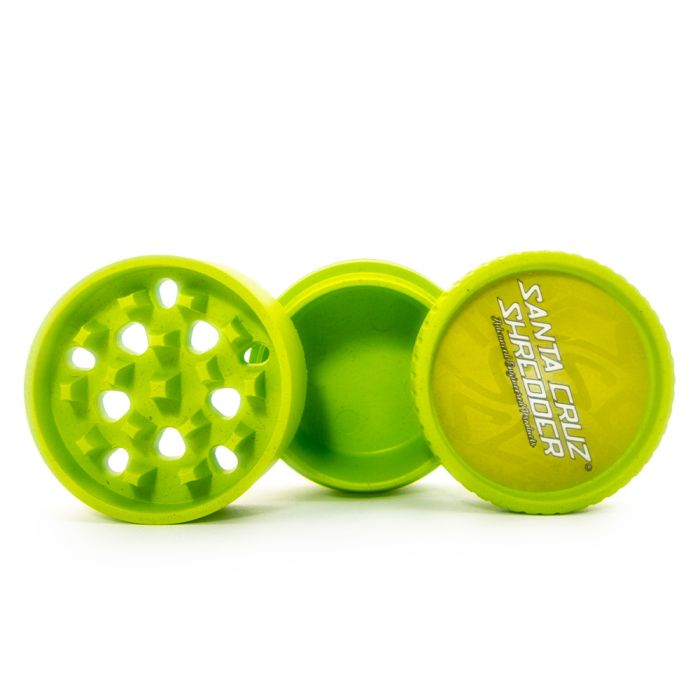 https://www.puresativa.com/media/catalog/product/cache/01875c094413159479237d96ac90128a/s/a/santa-cruz-shredder-hemp-green-3-piece-grinders_1_.jpg